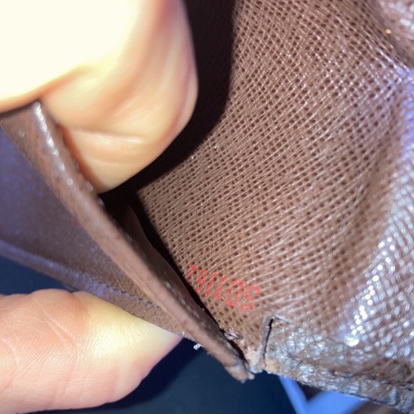 Louis Vuitton authentic vintage damier ebene bifold slim wallet - Picture 8 of 8